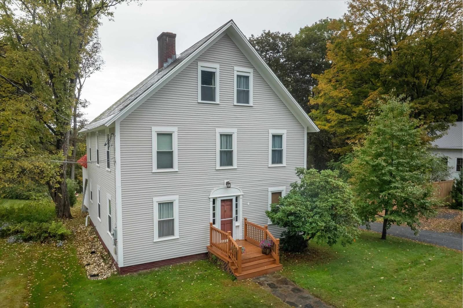 Open House
Sunday, October 25th | 1 pm - 3 pm

This spacious Vermont home is move-in-ready for its n